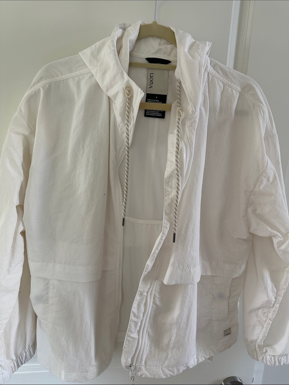 Vouri Cream Hooded Utility Jacket